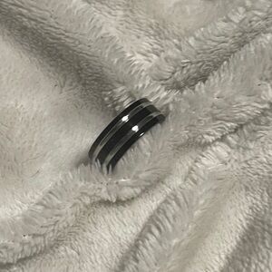 Black and Silver Striped Ring size 6.5